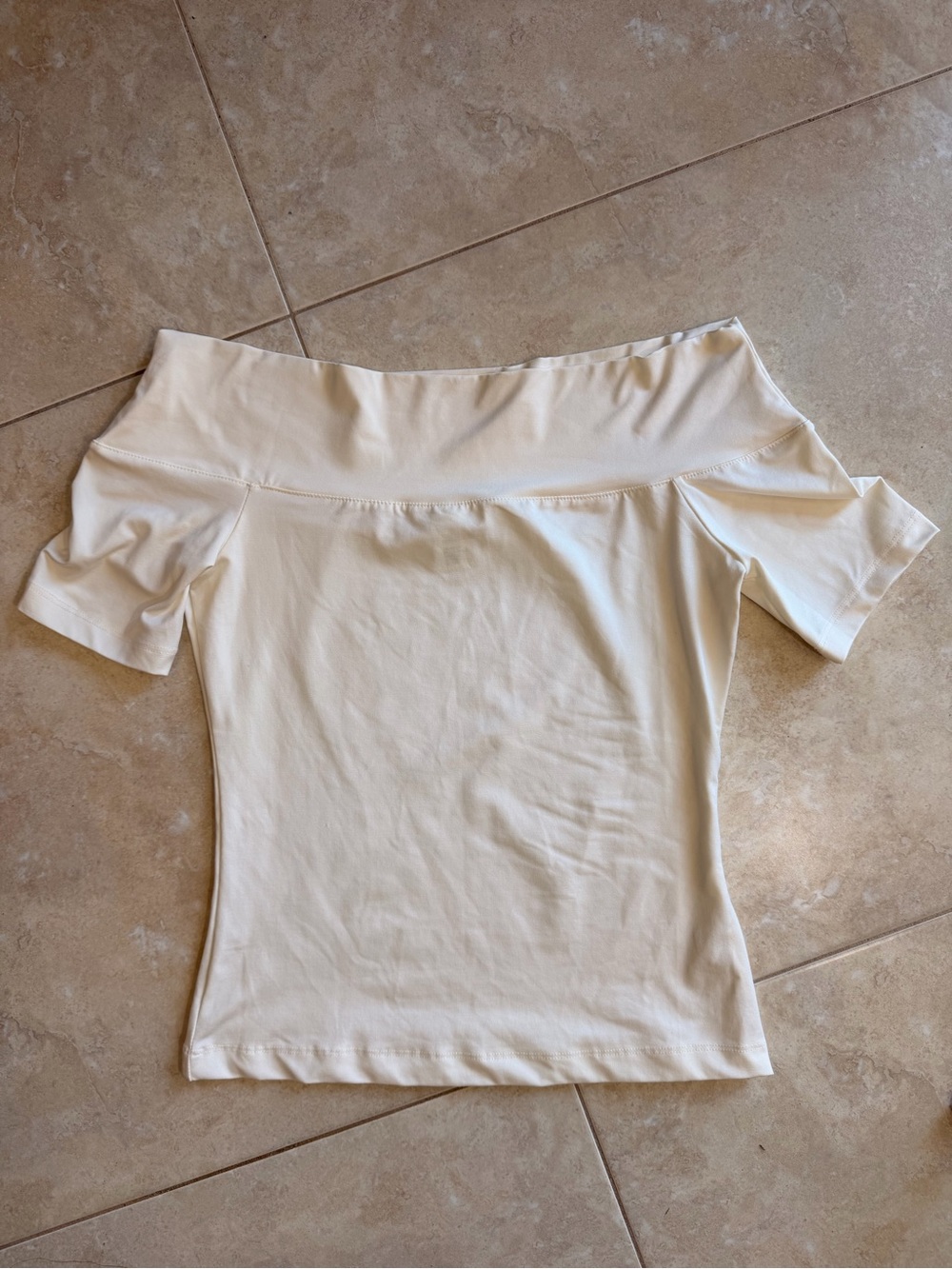 H&M Off-Shoulder Short Sleeve Top Cream Size S